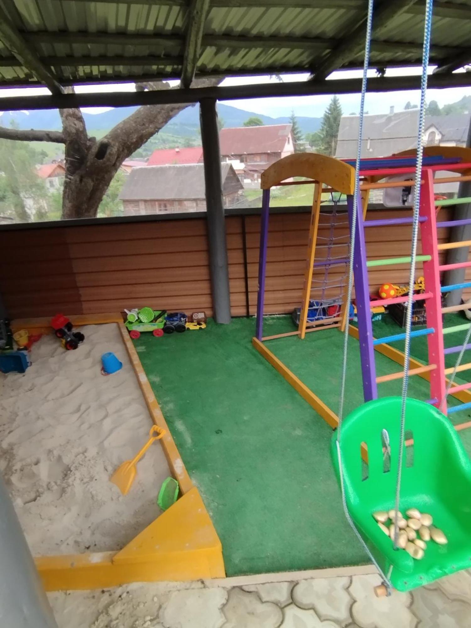 Ferienwohnung У Ондраша Jassinja Exterior foto
